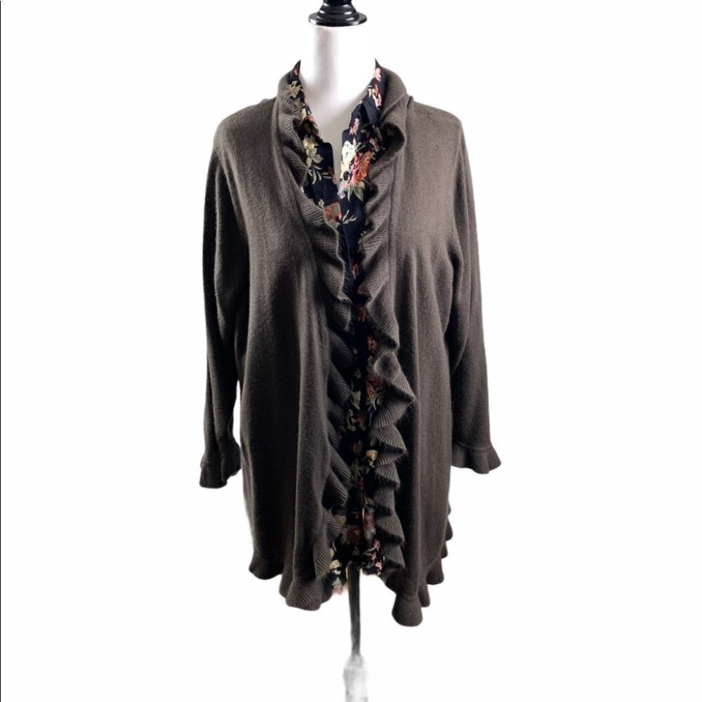 EVIE Ruffle Cardigan Brown 3X